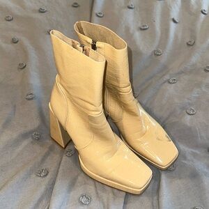 PRINCESS POLLY BOOTIES